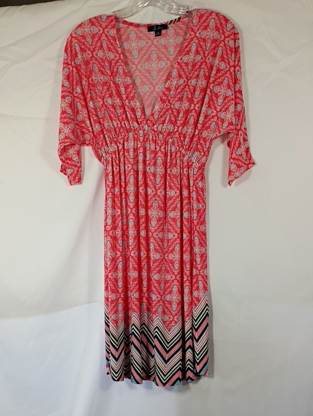 EUC 5th & Love Pink Paisley Chevron Flutter Sleeve Dress Size Medium Summer